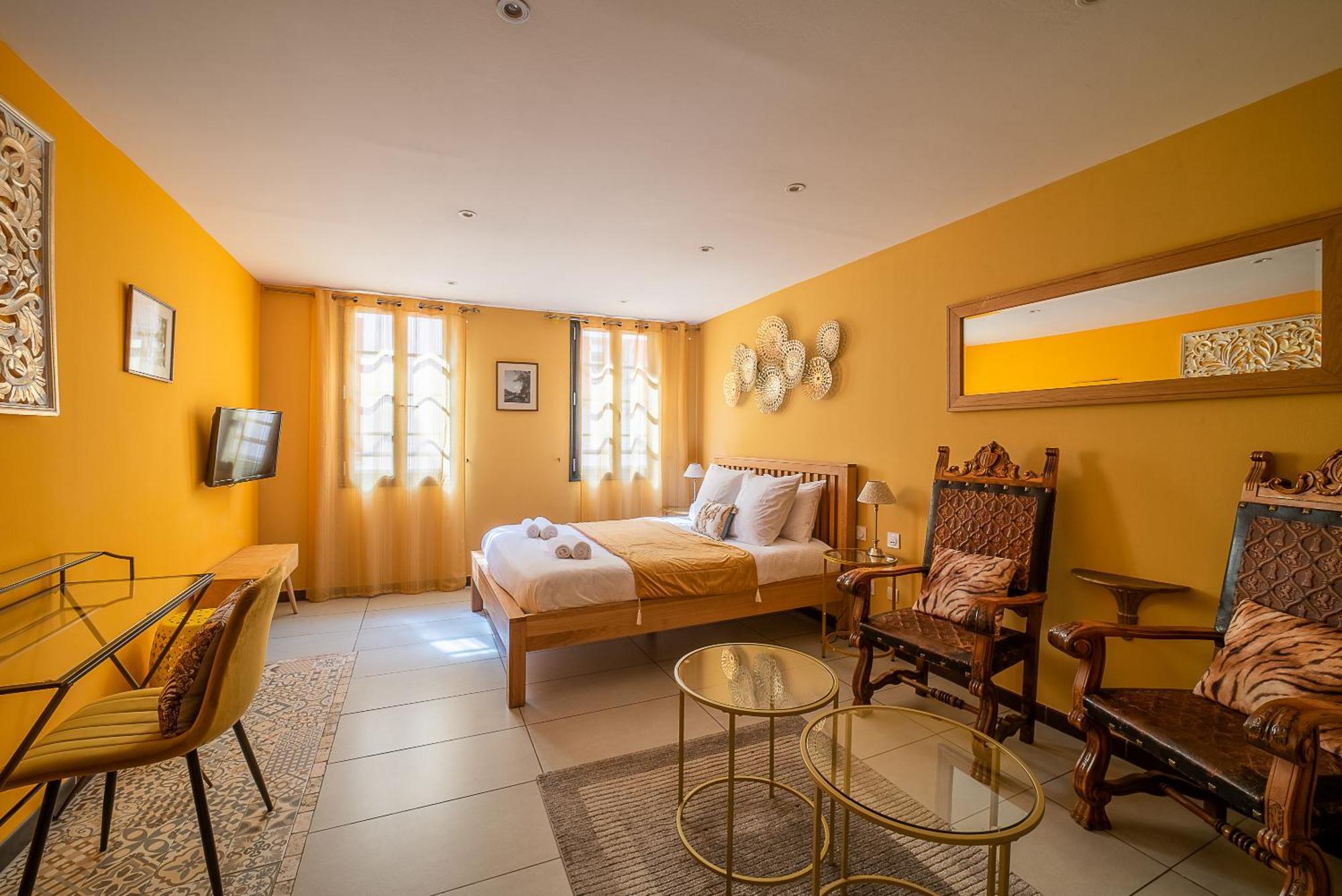 Suites Coronell D'En Vila Perpignan Exterior photo